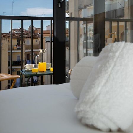 Tgna Rambla 68 Apartment ตาร์ราโกนา ภายนอก รูปภาพ